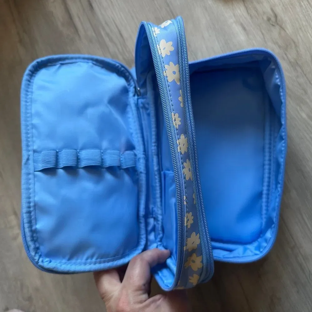 Tender Love & Carry Cosmetic Bag Art Tools Make Up Trinkets